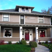 Montgomery House Bed and Breakfast (Kalama)