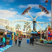 Visit the Luna Park