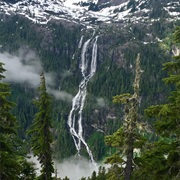 Della Falls in BC Is Canada&#39;s Tallest Waterfall at 1,444 Ft