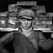 Bricklayer (August Sander)