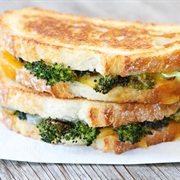 Brocoli Grilled Cheese
