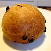 Currant Bun