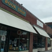 Wind & Tide Bookshop (Oak Harbor, Washington)