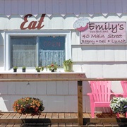 Emily's Confections (Pacific Beach, Washington)