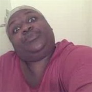 Sittin on Tha Toilet