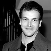 Jonny Lee Miller