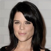 Neve Campbell