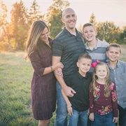 Schedule a Family Photo Shoot