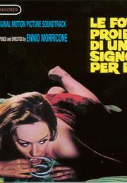 Forbidden Photos of a Lady Above Suspicion