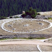 Medicine Wheel / Medicine Mountain