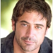 Jeffrey Dean Morgan