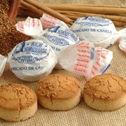 Polvorón/ Mantecado