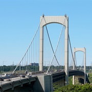 Pierre Laporte Bridge