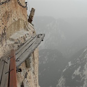 Huashan Plank Walk