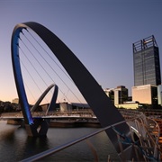Elizabeth Quay Pedestrian Bridge