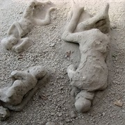 Bodies in Pompeii
