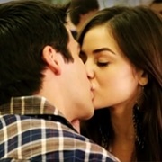 Noel & Aria (PLL)