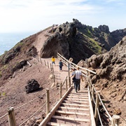 Hike to the Top of Mt. Vesuvius