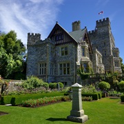Hatley Castle, Victora