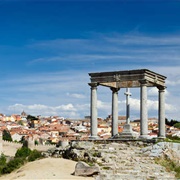 Los Cuatro Postes, Ávila