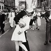 Take a Picture Kissing