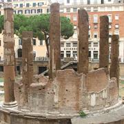 Largo Di Torre Argentina