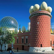 Dalí Theatre and Museum (Figueres, Spain)