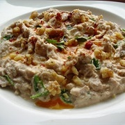 Çerkez Tavuğu (Chicken in Walnut Sauce)