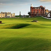 Play Golf at St. Andrews (Scotland)