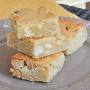 White Chocolate Macadamia Nut Blondies