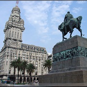 Plaza Independencia Uruguay