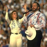 Super Bowl XXVIII - Clint Black, Tanya Tucker, Travis Tritt, and the Judds