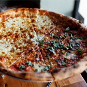 Apizza Scholls (Portland, Oregon)