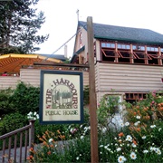 The Harbour Public House (Bainbridge Island, Washington)