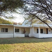 Dqae Qare San Lodge, Botswana