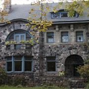 Tour Sweet Cribs in Indian Village