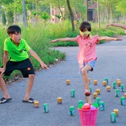 Leading Someone Blindfolded Threw an Obstacle Parcour