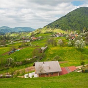 Tuhinj Valley