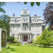 Stay at Queen Anne Inn Annapolis Royal