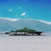 Terapung Al-Aminah Mosque