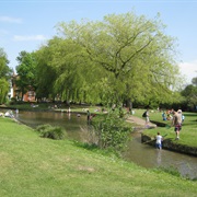 Queen Elizabeth Gardens