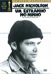 Um Estranho No Ninho