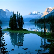 Beauty, Glaciers, & Wildlife in Jasper, Canada