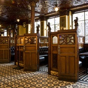 Belfast Crown Bar Saloon