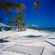 Nisbet Beach, Nevis