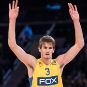 Dragan Bender
