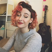 Tessa Violet