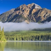 Pyramid Lake, Jasper