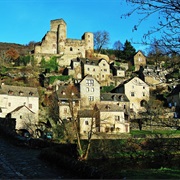 Visit Belcastel, Midi-Pyrénées.