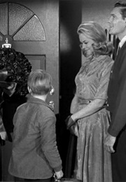 Bewitched: "A Vision of Sugar Plums" (1964)